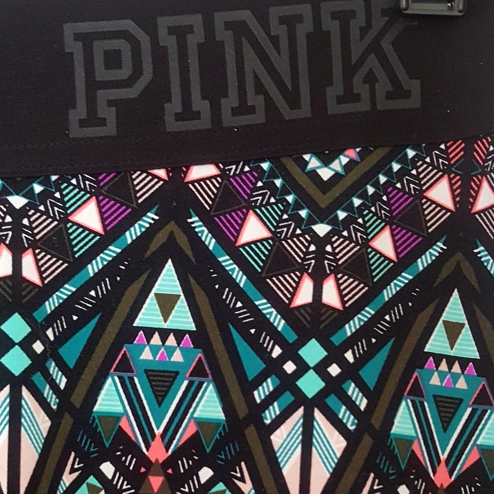 Victoria's Secret PINK Ultimate Geo Capri Leggings - Picture 3 of 5